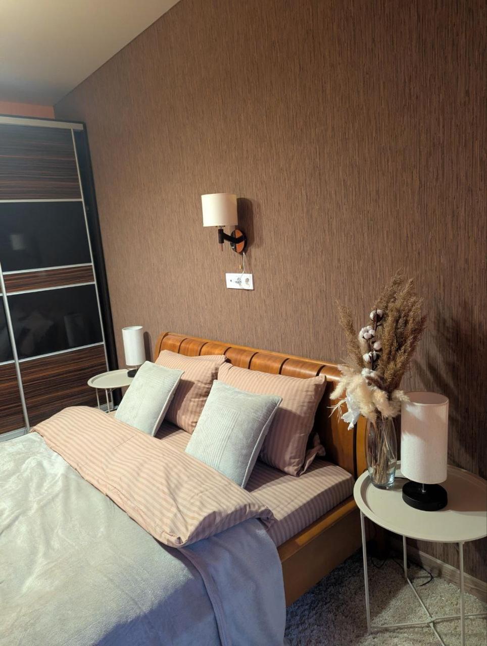 2-Кім Новобудова, Центр, Провулок Лапушкіна , 9 Apartman Khmelʼnytsʼkyy Kültér fotó